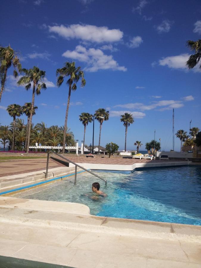 Torremolinos Beach Apartment Bagian luar foto
