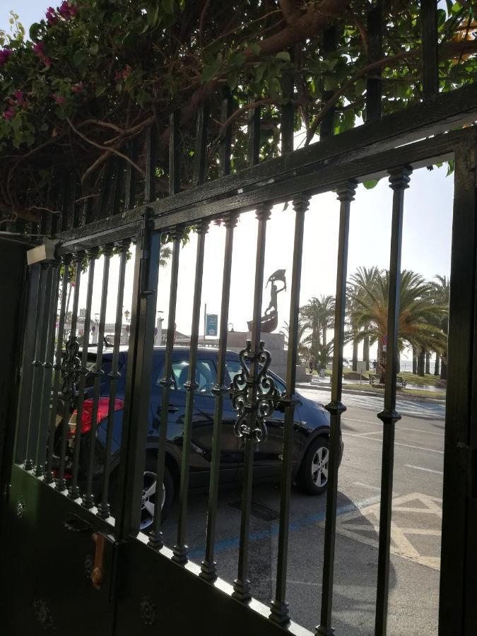 Torremolinos Beach Apartment Bagian luar foto